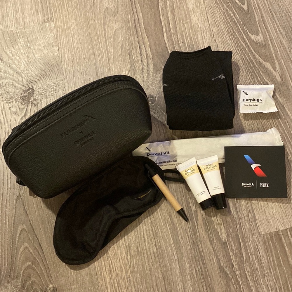 NEW Shinola Detroit x Flagship American Airlines First Class Travel Pouch